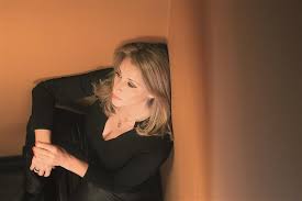 © tomás taveira & associados 2011 todos os direitos reservados. Alexandra Lencastre Fazer As Pazes Comigo Propria Nao E Facil