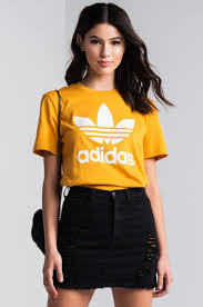 Black And White Adidas T Shirt Women S Side View Adidas Originals Trefoil Tee In Tacyel White Adidas Outfit Women Adidas Shirt Women Adidas Shirt Outfit