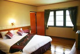 These come in various combinations of bedrooms and bathrooms, however, all rooms feature thai style. Inlobby Com Water Land Golf Resort And Spa Phitsanulok Thailand Make Your Request