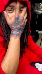 HMU 🤙 with all your tattoo concepts and get it done right ✅️ Slots  available for booking ✨️ DM 📩 for inquiries or to book an appointment 💉  💯 #tattoocolour #tattoo #art #femaletattooartist #tattooideas