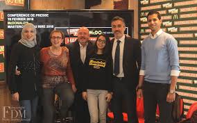 23 humoristes se sont emparés du plateau du grand concours des animateurs ! Les Talents Humoristiques De Demain Avec Le Grand Concours Masterclass Du Rire Femmesdumaroc