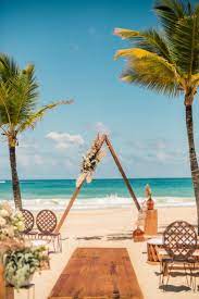 4 Destination Wedding Themes You Ll Adore This Year Destination Wedding Themes Beach Theme Wedding Winter Wedding Destinations