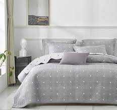 Find sets that fit everything from twin to california king beds. Amazon Com Uozzi Bedding 3 Piece Reversible Gray Dots Cross Quilt Set King Size 102x90 Soft Microfiber Lightweight Coverlet Bedspread Summer Comforter Set Bed Cover Blanket For All Season Kitchen Dining