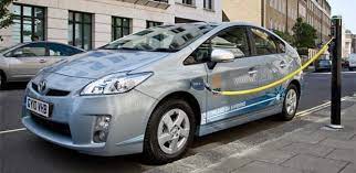 Kereta elektrik yang secara rasminya dipasarkan di malaysia ialah bmw i3s (rm 278,800) dan nissan leaf (rm 188,888). Tahukahanda Apakah Beza Kereta Hibrid Hibrid Plug In Phv Dan Kereta Elektrik Ev