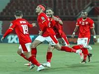 الأهلي ينتقل إلى فندق البطولة استعدادًا لمواجهة نهضة بركان. Ø§Ù„Ù‚Ù†Ø§Ø© Ø§Ù„Ù†Ø§Ù‚Ù„Ø© Ù„Ù…Ø¨Ø§Ø±Ø§Ø© Ø§Ù„Ø£Ù‡Ù„ÙŠ Ø¶Ø¯ Ù†Ù‡Ø¶Ø© Ø¨Ø±ÙƒØ§Ù† Ø§Ù„Ù…ØºØ±Ø¨ÙŠ Ø¨Ø§Ù„Ø³ÙˆØ¨Ø± Ø§Ù„Ø¥ÙØ±ÙŠÙ‚ÙŠ ÙˆØ­ÙˆØ´ Ø§Ù„ÙÙˆØ±ÙƒØ³