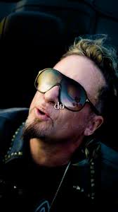 “TONIGHT” MUSIC VIDEO OUT NOW.  https://youtu.be/IqC1xuorLF0?si=TLIYWSRUbjOTepxl #rockmusic #newmusic  #musicvideo #genx #classicrock