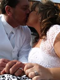 Laura Cathey's Instagram, Twitter & Facebook