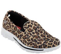 Black And White Animal Print Shoes Womens New Skechers Go Walk Slip On Mesh Sneakers Dazzle Animal Print Size 8 Nib Casual Shoes Women Leopard Print Sneakers Sketchers Shoes Women