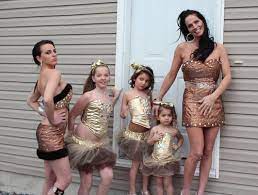 After two broken marriages, nettie found her soul mate on huey stanley. My Big Fat American Gypsy Wedding Preview Girl Gone Wild Channel Guide Magazine