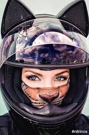 A good helmet doesn't just look good and keep the bugs out of your eyes. Pin On Unique Designs