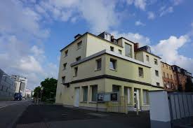 Bietet erstklassige produkte und leistungen in den bereichen aussenwerbung, beschriftungen sowie. Franziskus Haus In Hanau Ist Wichtiger Anlaufpunkt Fur Wohnungslose Menschen