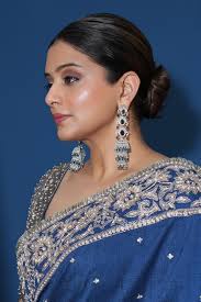 Priya Mani Raj in Sue Mue