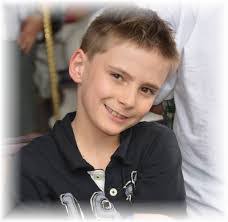 Logan Arthur's Instagram, Twitter & Facebook