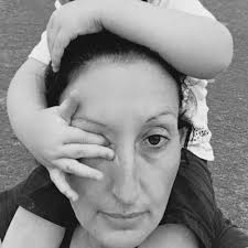 Lisa Bevan (@seadriftbandb)