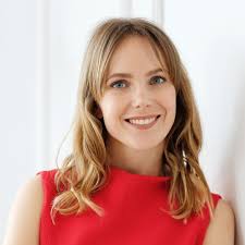 Emma Willson's Instagram, Twitter & Facebook