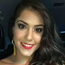 Amanda Nicoletti's Instagram, Twitter & Facebook