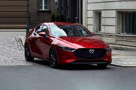 In singapore , the mazda 3 is available as a hatchback or saloon , and can be had in either classic, elegance or astina specification. Mazda 3 Hatchback 2021 Astina 2021 Price List Promotions Specs Oto