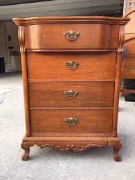 See this instagram photo by @kristieh14. Lexington Victorian Sampler Collection 11 Piece In Excellent Condition 5 000 00 Picclick Dressers And Chests Furniture Victorian Homes