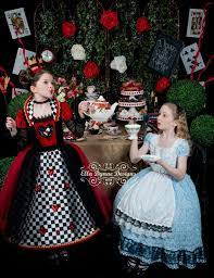 El gato de cheshire, el conejo blanco, el sombrerero loco, la disfraz de alicia de las maravillas para mujer. Queen Of Hearts Costume Tim Burton Disney Inspired By Elladynae Disfraz De Reina De Corazones Alicia Disfraz Disfraces De Ninos