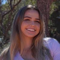 Karli Freeman's Instagram, Twitter & Facebook