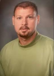 Shaun Daniel's Instagram, Twitter & Facebook