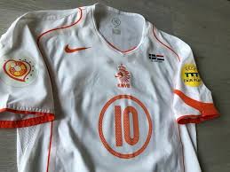 Bekijk alle doelpunten en hoogtepunten i. Nederlands Elftal Van Nistelrooy Ek 2004 Match Catawiki