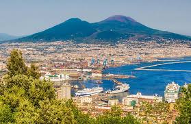 Conseils, bons plans visites et bonnes adresses incontournables. Naples Guide De Voyage Naples Lonely Planet