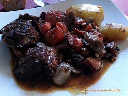 Boeuf Bourguignon Traditionnel Nos Recettes De Famille Recette En Famille Bœuf Bourguignon Recette Boeuf Bourguignon