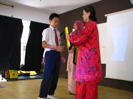 Check spelling or type a new query. Hari Graduasi Tahun 6