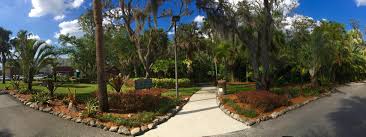 Visit their website at www.flbgfoundation.org for information. Joy Gordon Patterson Botanical Garden Botanical Garden Florida Tech