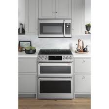 We are pleased to present the ge cafe series of appliances with restaurant inspired appearance and features for people who love to cook and entertain. Cafe Ge Cafe Convection Over The Range Microwave 950 W 1 7 Cu Ft Stainless Steel Cvm517p2ms1 Rona