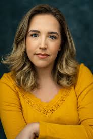 Danielle Whittaker (@daniiwhittaker)