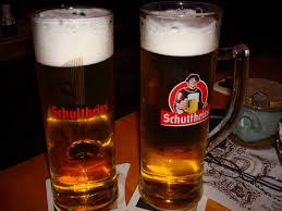 Die heute veraltete amtsbezeichnung für »gemeindevorsteher« (im schweizer kanton luzern wird allerdings der vorsitzende der kantonsregierung noch so bezeichnet) ist eine westgerm. 23 Schultheiss Ideas Bier Berlin Germany Berlin