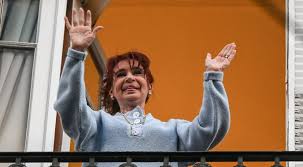 Polémica: Legisladores K quieren ver a Cristina sin pedir autorización