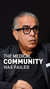 In this episode of In the ARENA, I am joined by Dr Moshe Goldsmith, leader  in functional medicine. , After working in internal medicine for 20 years,  Dr Moshe discovered he had cancer. Through ...