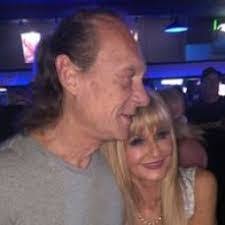 Valerie Morrell's Instagram, Twitter & Facebook