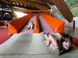 Jump inn, cumhuriyet meydanı'na ve knez mihailova alışveriş caddesine 1 km uzaklıktadır. Jump Inn Heidelberg Gets A New Super Slider Slide Youtube