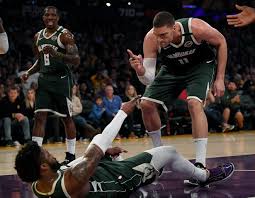 Brook robert lopez (north hollywood, california, 1 de abril de 1988) es un jugador de baloncesto estadounidense que pertenece a la plantilla de milwaukee bucks de la nba. Miss The Bucks Pregame Wrestling Matches You Can Now Watch All Of Them