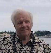 Howie Hollenbeck Obituary