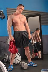 Jocks Train Naked - Hardcore Gay Porn Videos