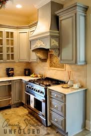 Paris Grey Chalk Paint Decorative Paint By Annie Sloan On Kitchen Cabinetry Inspiration Galleries Annie Sloan Un Annie Sloan Annie Sloan Chalk Paint Decor