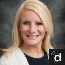 Kelli Wilson's Instagram, Twitter & Facebook