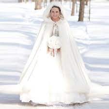 Wir haben eine große auswahl an getesteten braut mantel winter als auch jene relevanten fakten welche du brauchst. Elegante Gunstige 2020 Warme Braut Cape Elfenbein Ankle Lange Winter Pelzmantel Frauen Hochzeit Bolero Braut Mantel Hochzeit Mantel Coat Of Arm Designs Coat Jacket Menjacket And Coat Aliexpress