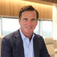 David Hartland's Instagram, Twitter & Facebook