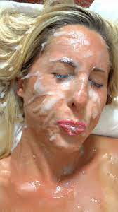 Bukkake Blonde 