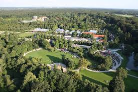 This is schmetterlinge botanischer garten augsburg märz 2016 by gelbschnabler vom spickel on vimeo, the home for high quality videos and the people… schmetterlinge botanischer garten augsburg märz 2016. Botanischer Garten Augsburg Wikiwand