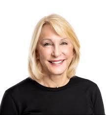 Pamela Braden's Instagram, Twitter & Facebook