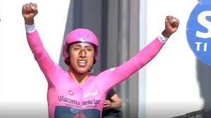 Filippo ganna , del team ineos, ha vinto anche la 14esima tappa del giro d'italia , la cronometro da conegliano a valdobbiadene di 34.1. Giro D Italia Bernal Gewinnt Italien Rundfahrt Ganna Siegt Beim Abschliessenden Einzelzeitfahren Eurosport