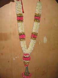 Vivek Flowers 3 Ft Milni Garland Lily And Rose Petal 35 Indian Wedding Garland Garland Wedding Flower Garland Wedding