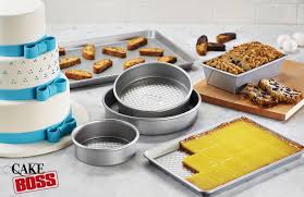 Expect to pay between $15 and $80 for an aluminum bakeware set, depending on how many pieces it contains. Fall Into Home Baking Like A Pro With The Cake Boss Professional Nonstick Bakeware 6 Piece Bakeware Set Click On The Cake Boss Nonstick Bakeware Bakeware Set
